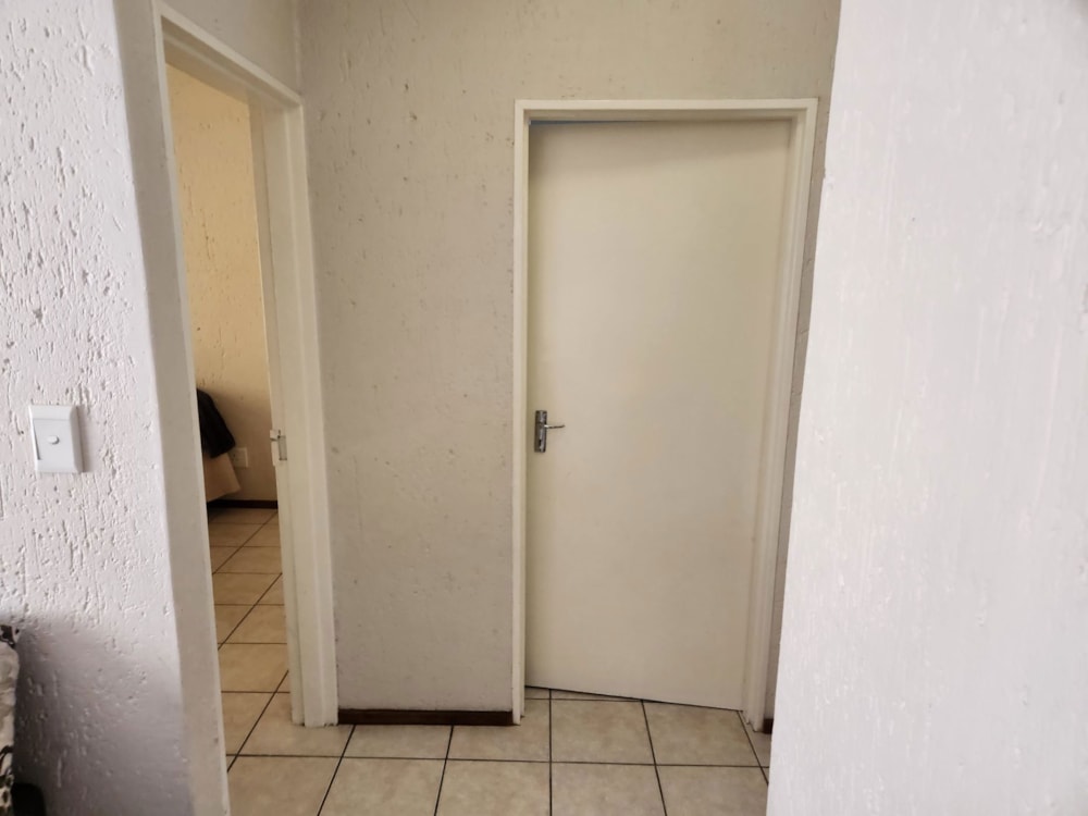 Apartment for sale in Hughes - BOK1632793