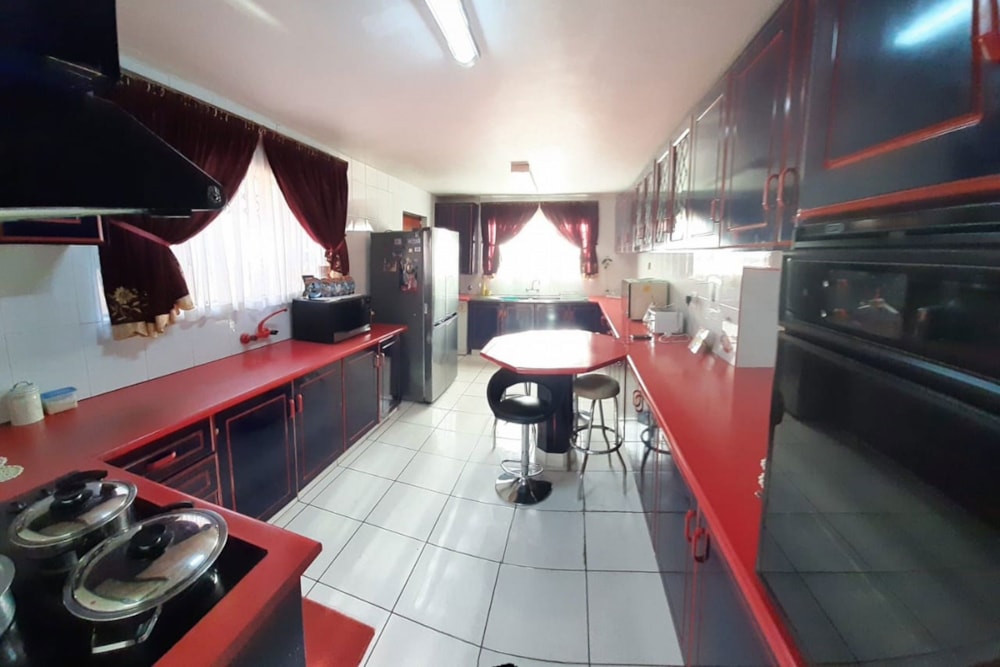 House for sale in Isipingo Rail - 1WB1682585