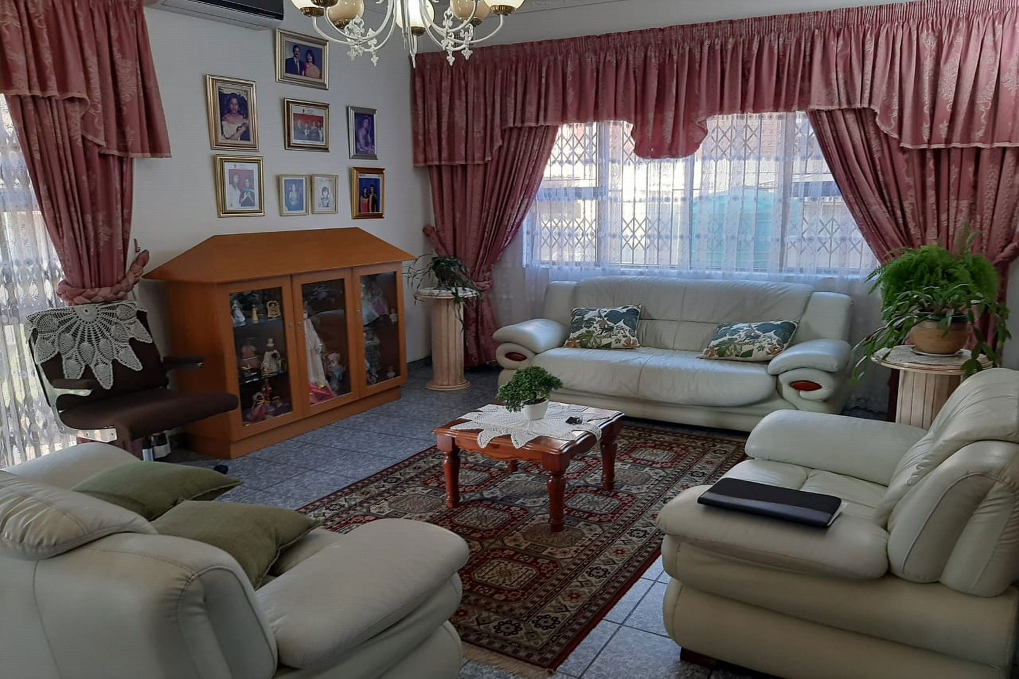 House for sale in Isipingo Rail - 1WB1682585