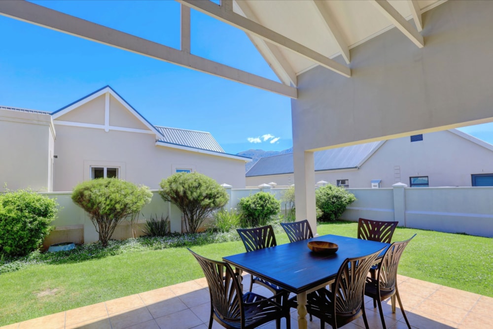 House let in Kingswood Golf Estate - GEO1716358 House let in Kingswood Golf Estate - GEO1716358