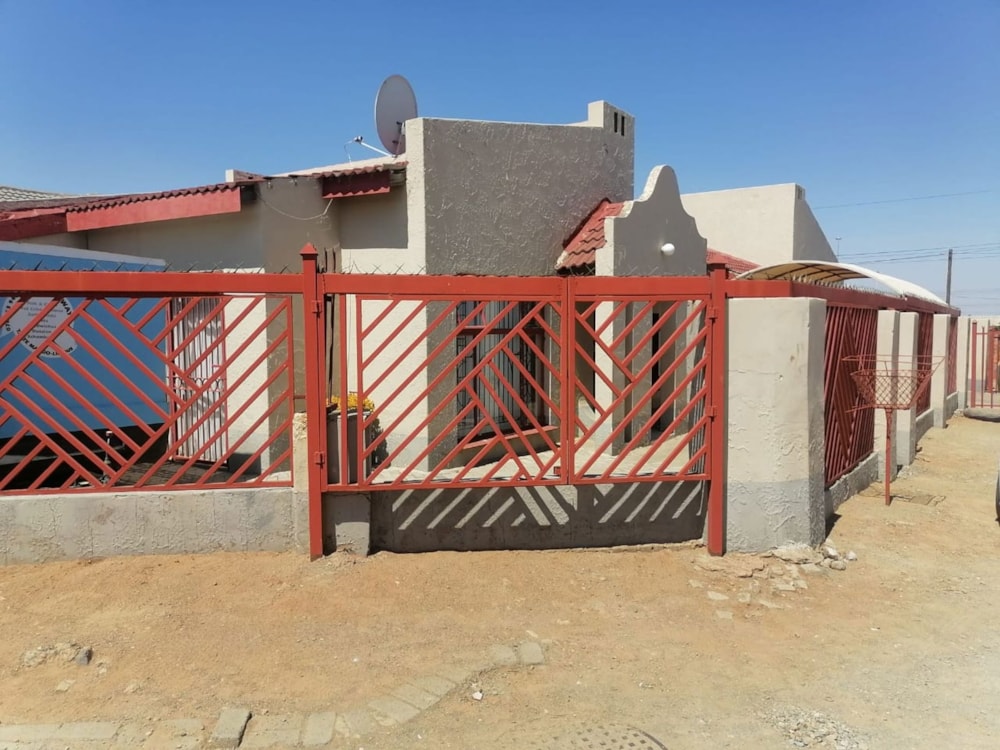 House for sale in Rocklands, Kagisanong - 1BX1631502