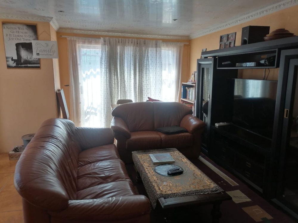 House for sale in Rocklands, Kagisanong - 1BX1631502