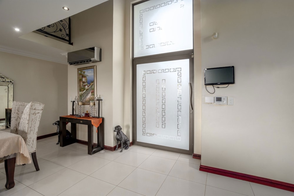 Townhouse for sale in Westville - 1WS1631656 Townhouse for sale in Westville - 1WS1631656