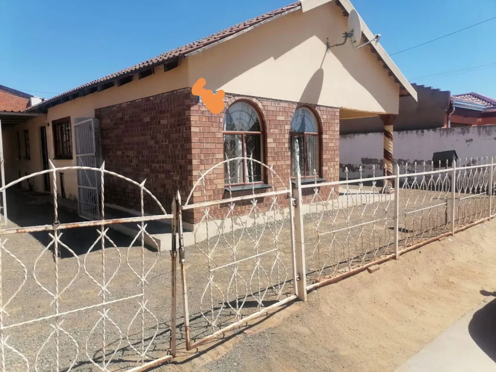 House for sale in Bloemanda - 1BX1634042 House for sale in Bloemanda - 1BX1634042