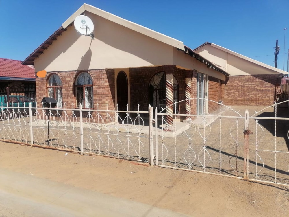 House for sale in Bloemanda - 1BX1634042