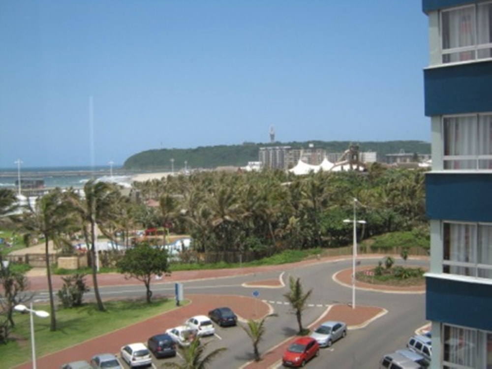 Apartment for sale in South Beach Durban - 1DA1634706 Apartment for sale in South Beach Durban - 1DA1634706