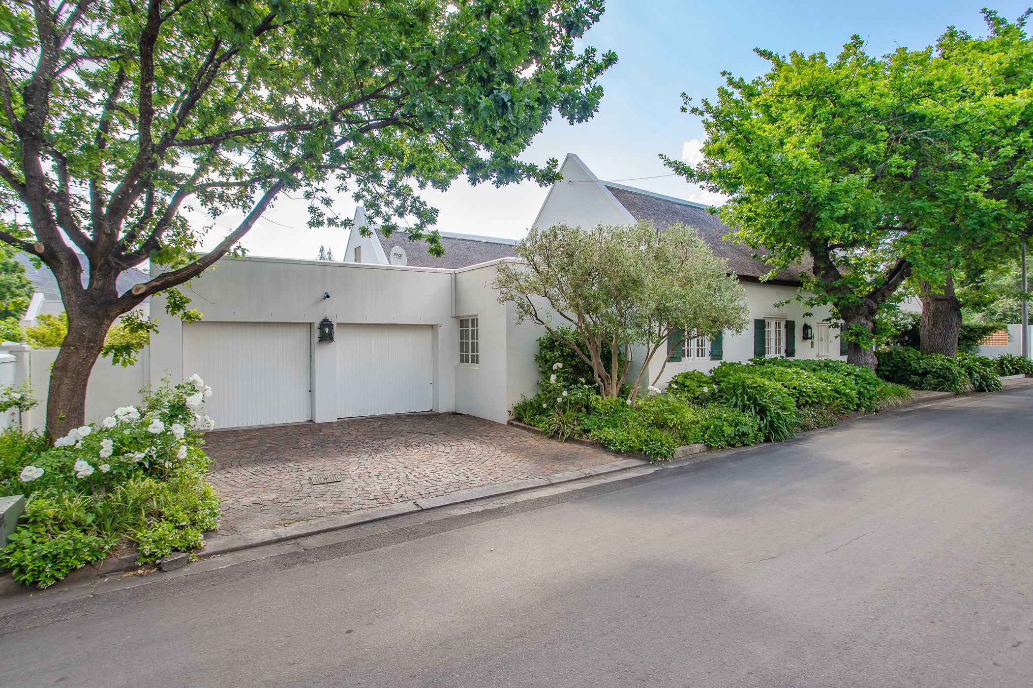 Single-storey house for sale in Franschhoek - FWI1745596