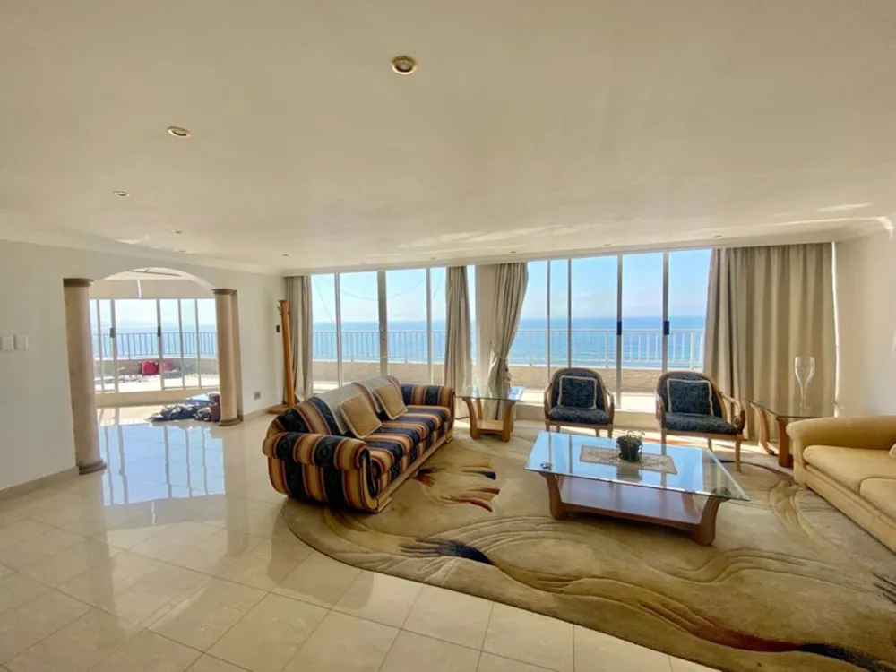 Penthouse apartment for sale in South Beach Durban - 1DA1631998 Penthouse apartment for sale in South Beach Durban - 1DA1631998