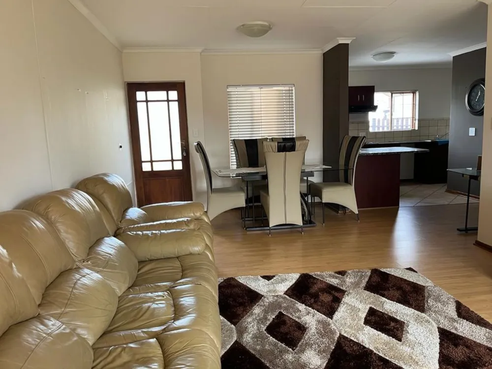 Townhouse for sale in Bayswater - 1BX1632299 Townhouse for sale in Bayswater - 1BX1632299