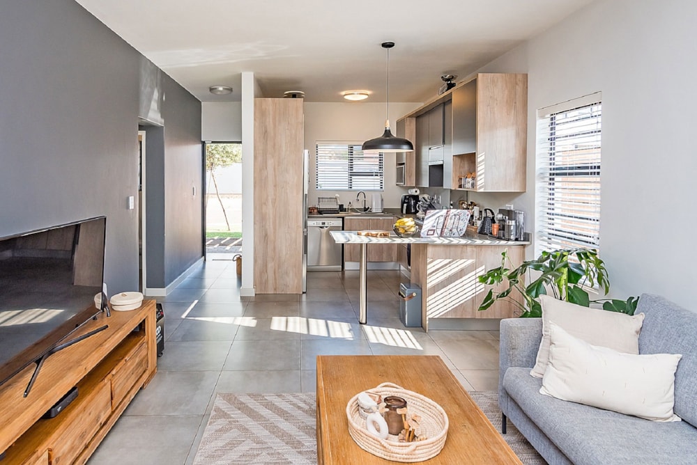 Townhouse to rent in Homes Haven - 1KR1750191 Townhouse to rent in Homes Haven - 1KR1750191