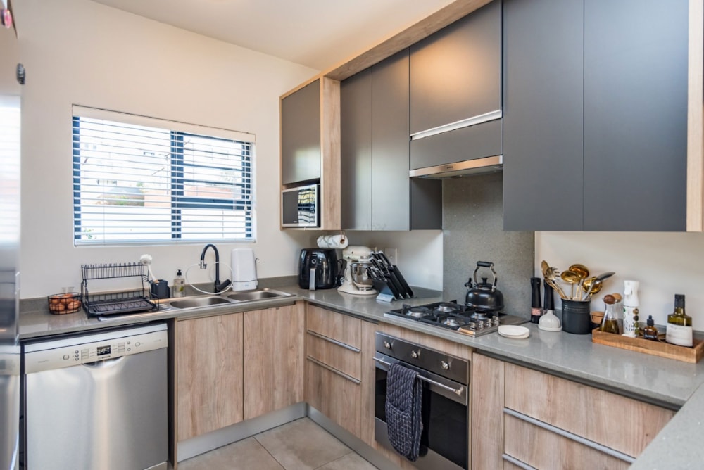 Townhouse to rent in Homes Haven - 1KR1750191 Townhouse to rent in Homes Haven - 1KR1750191