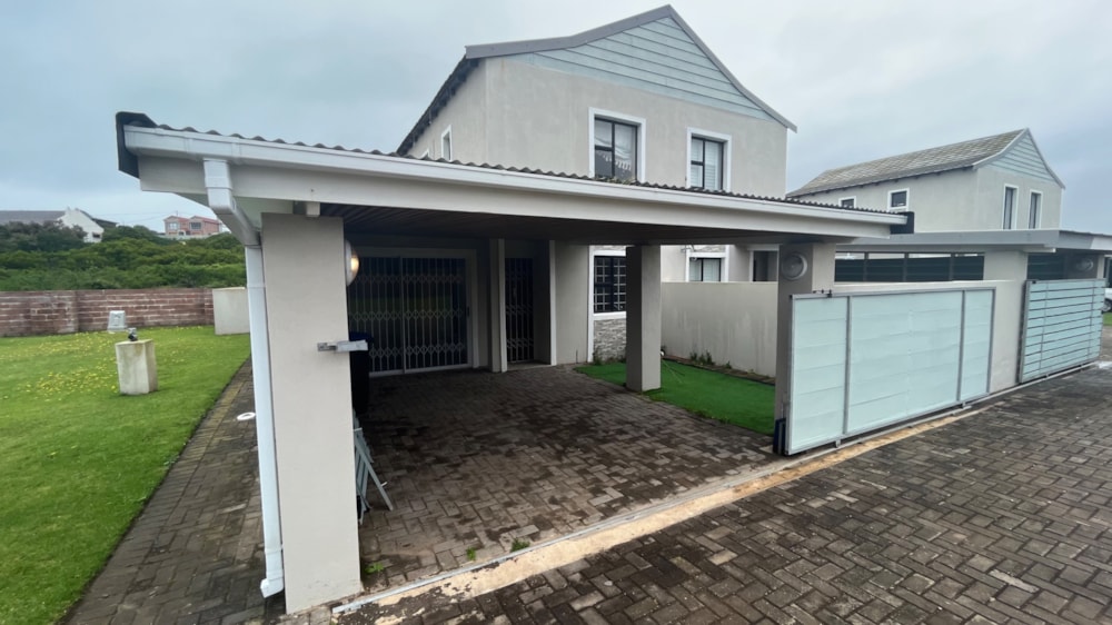 Townhouse for sale in Paradise Beach, Jeffreys Bay - 1JF1625823