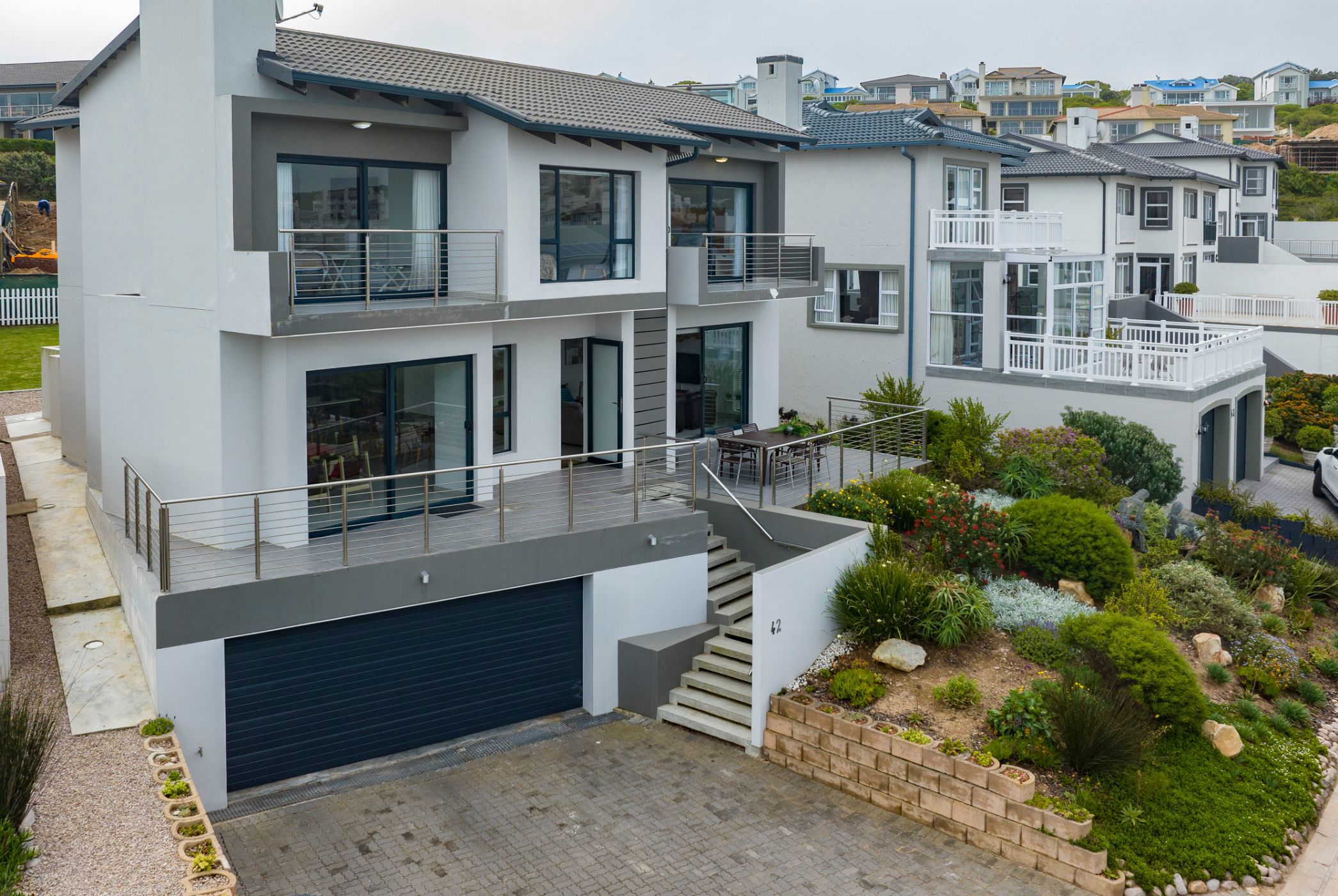 Double-storey house for sale in Pinnacle Point Golf Estate - 1MB1633684