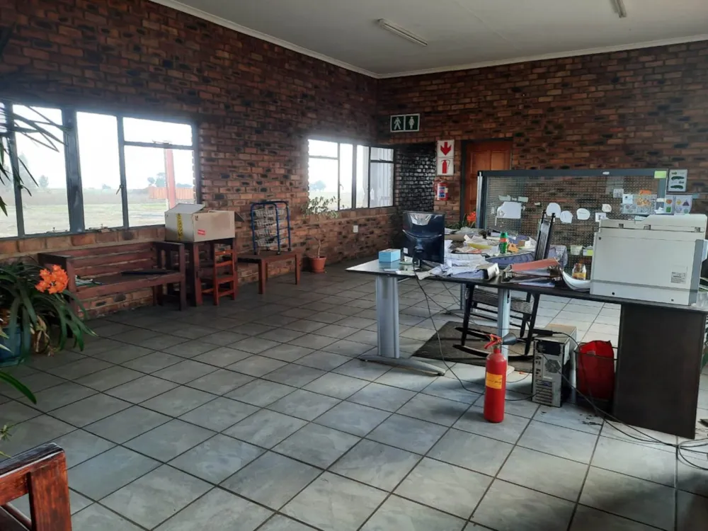 Commercial industrial property for sale in Belfast - 1DS1632952