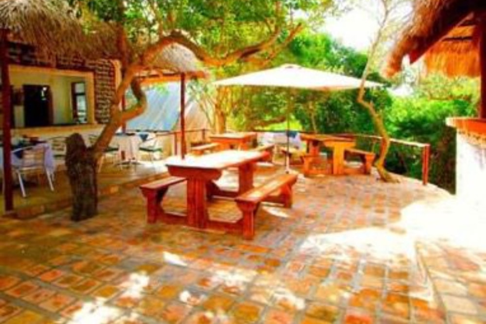 Beach resort for sale in Inharrime, Mozambique - 3MQ1631041
