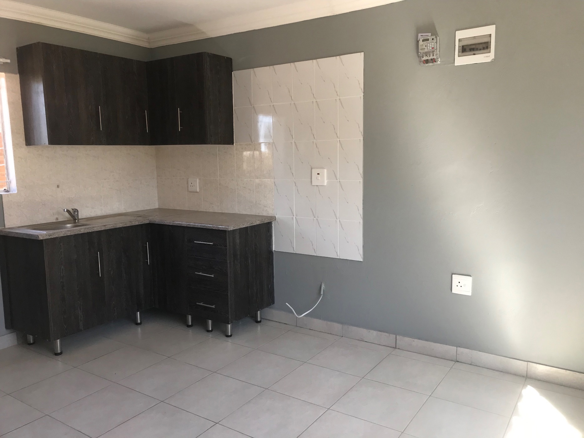 Apartment to rent in Beaconsfield - 1KJ1703819