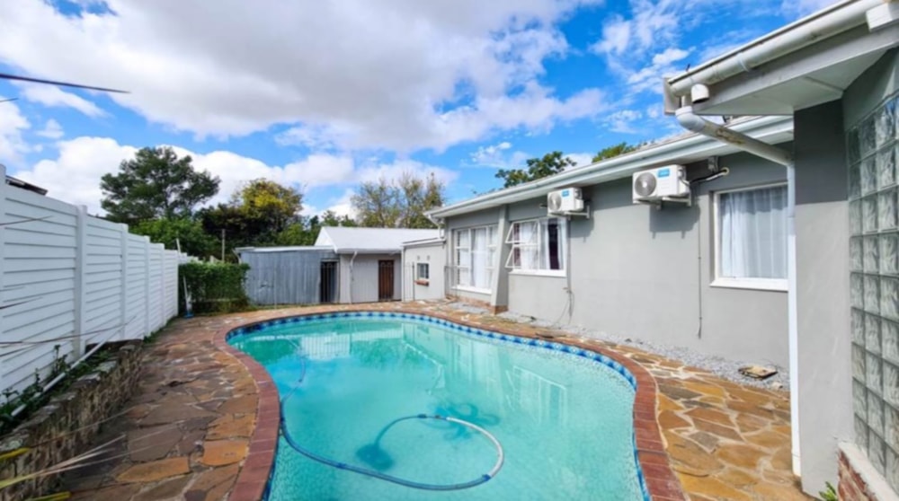 House for sale in King Williams Town (Qonce) - 1MH1631373