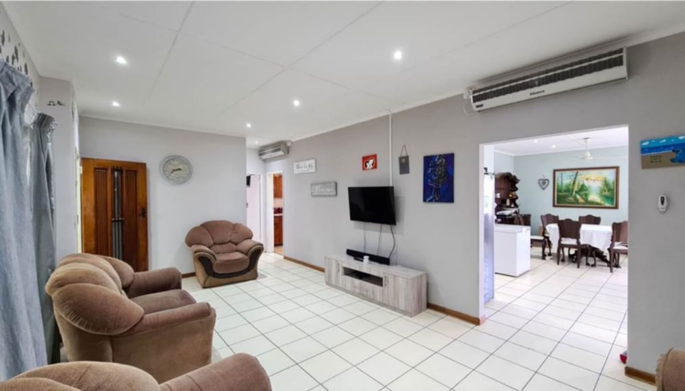 House for sale in King Williams Town (Qonce) - 1MH1631373