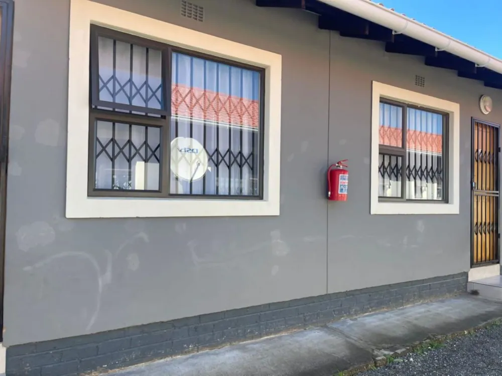 Apartment for sale in Mthatha - 1MH1735659 Apartment for sale in Mthatha - 1MH1735659