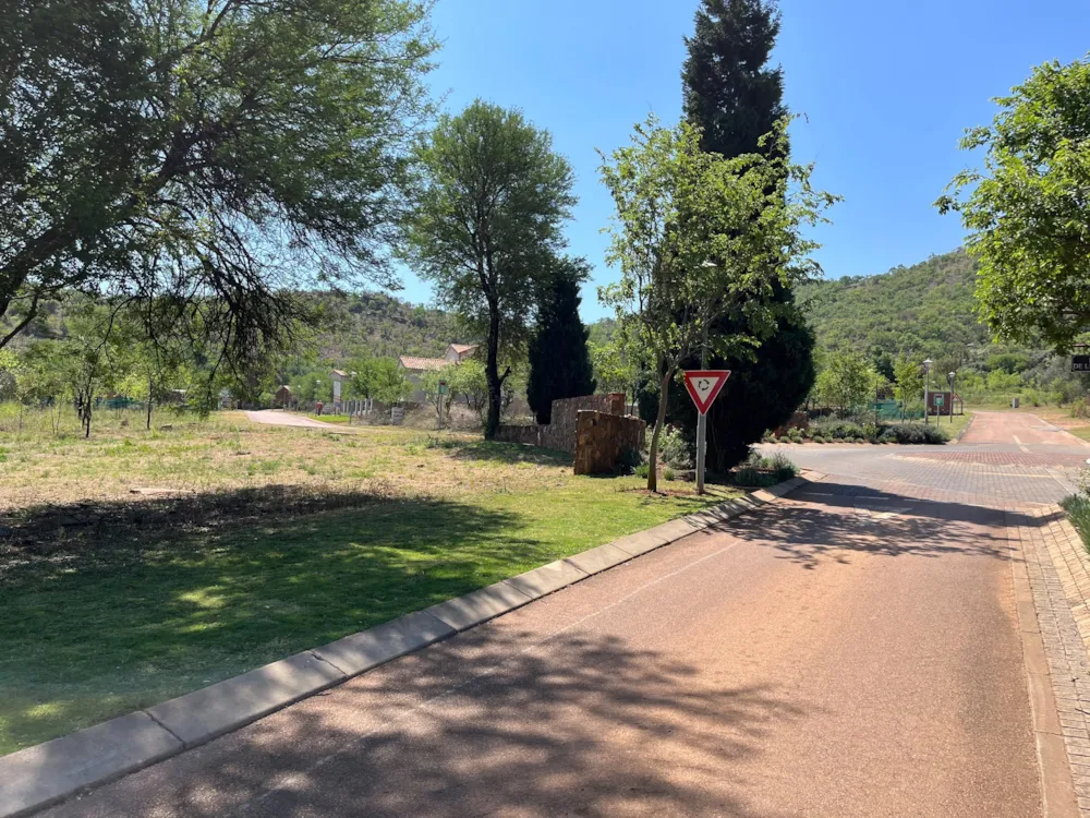 Residential vacant land for sale in Estate D Afrique - 1HR1631414