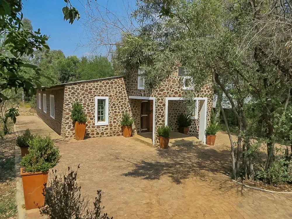 Mixed use farm for sale in Skeerpoort - 1HR1631816