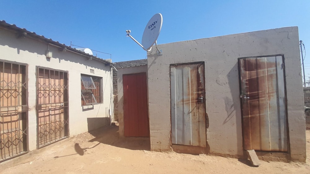 House for sale in Orange Farm - 1VT1631605