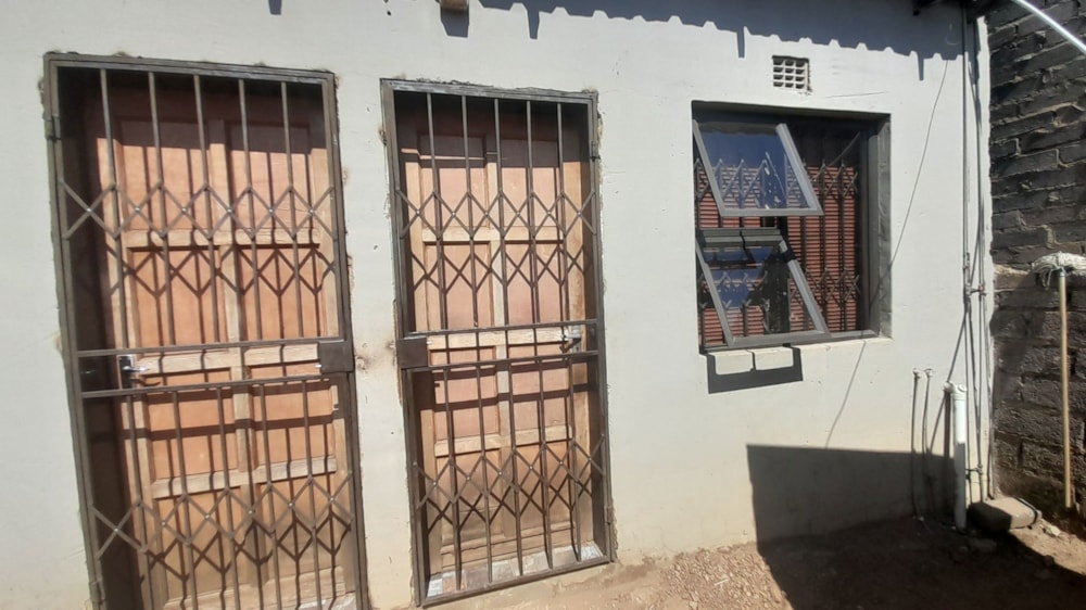 House for sale in Orange Farm - 1VT1631605