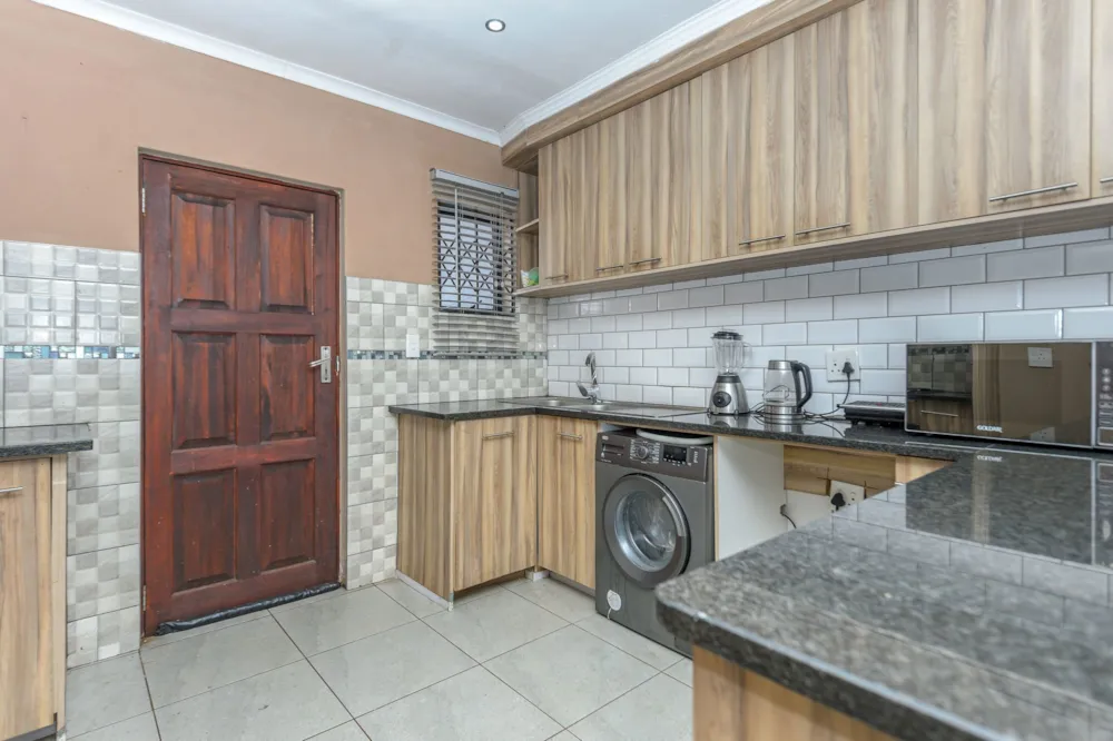 Security estate home for sale in Clayville - KTP1715062