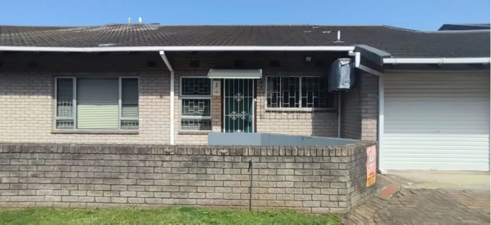 Apartment for sale in Umtentweni - 1PX1632001