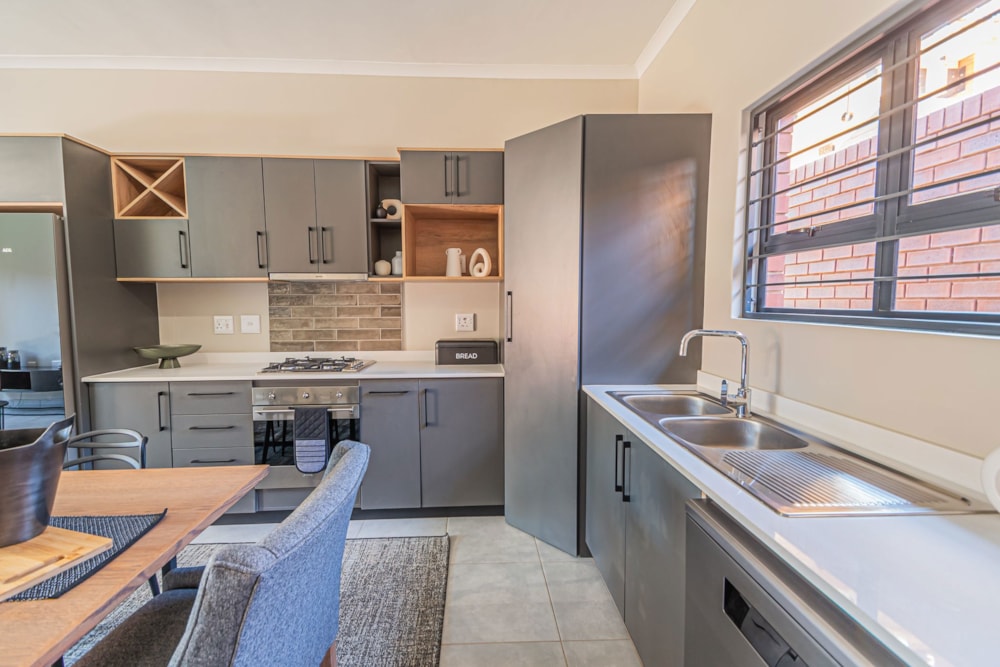 Security complex home for sale in Boardwalk Villas - PT1631875 Security complex home for sale in Boardwalk Villas - PT1631875