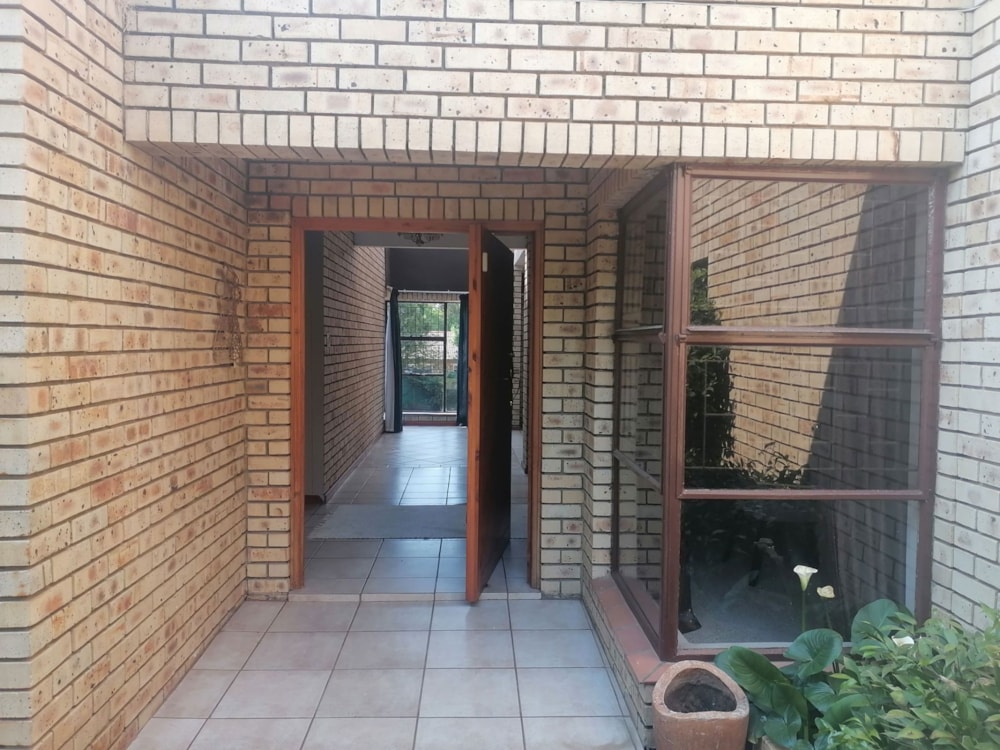 House for sale in Harrismith - 1BTH1631859