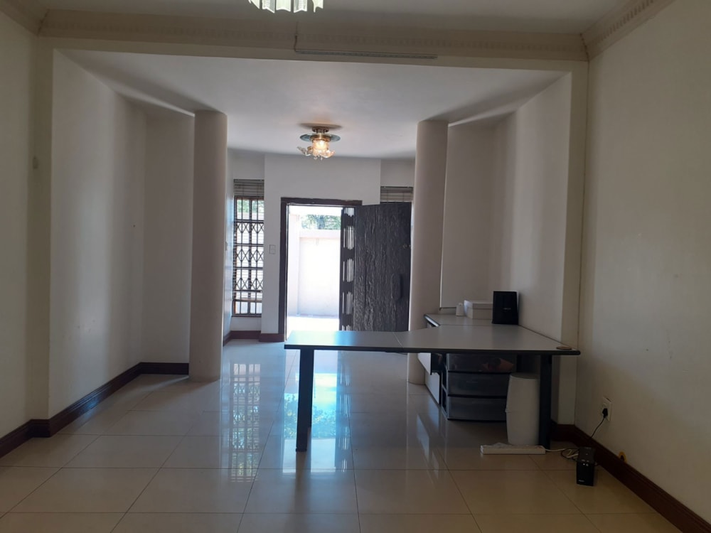 House let in Kensington, Bedfordview Area - ENL1707646 House let in Kensington, Bedfordview Area - ENL1707646