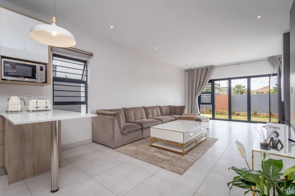 Townhouse let in Pinehaven - 1KR1714805 Townhouse let in Pinehaven - 1KR1714805