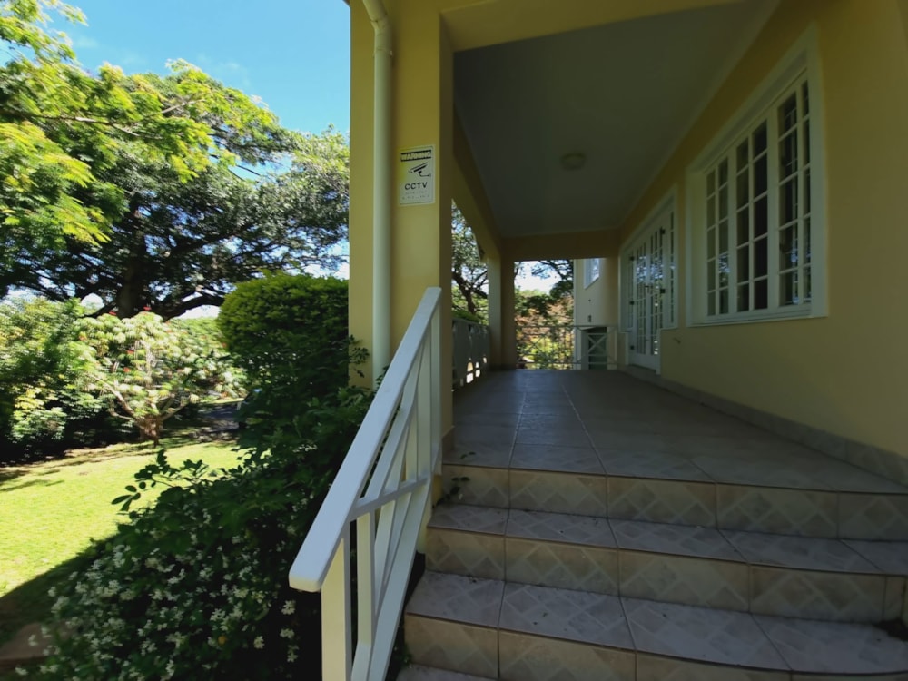 Townhouse for sale in Umtentweni - 1PX1633412 Townhouse for sale in Umtentweni - 1PX1633412