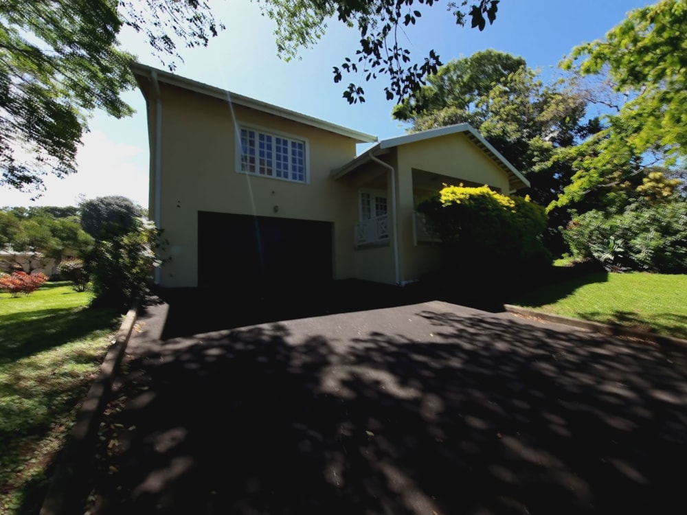 Townhouse for sale in Umtentweni - 1PX1633412 Townhouse for sale in Umtentweni - 1PX1633412