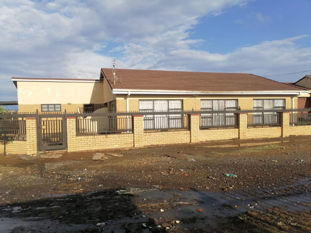 House for sale in Bochabela - 1BX1632733