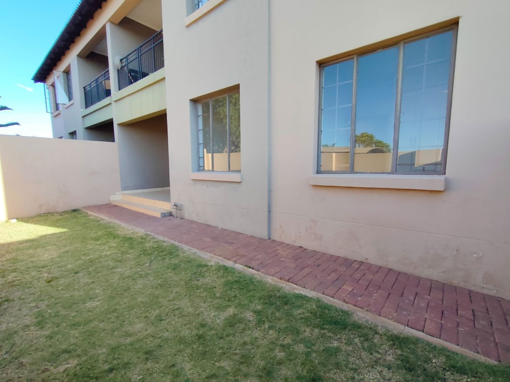 Townhouse to rent in Bendor Park - 1PS1732690