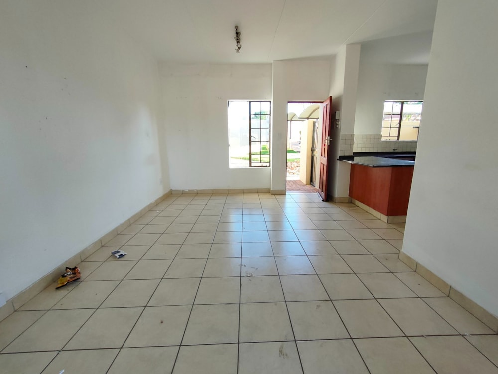 Townhouse to rent in Bendor Park - 1PS1732690