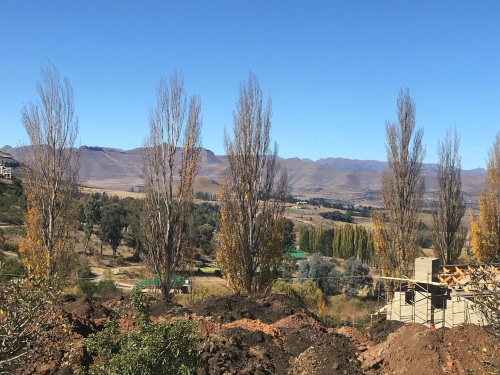 Security complex home sold in Clarens - 1CS1633006 Security complex home sold in Clarens - 1CS1633006