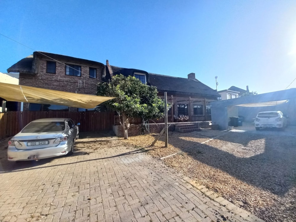 Double-storey house sold in Witsand - 1SR1633094 Double-storey house sold in Witsand - 1SR1633094