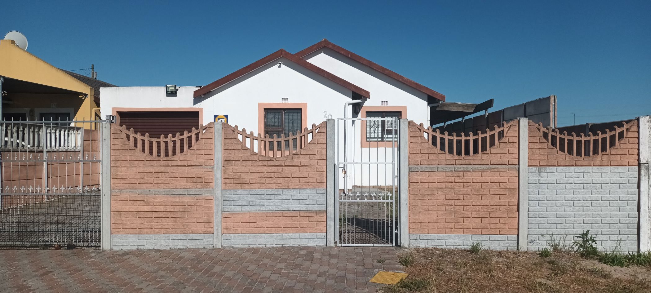 House let in Highbury Park - 1KV1684871