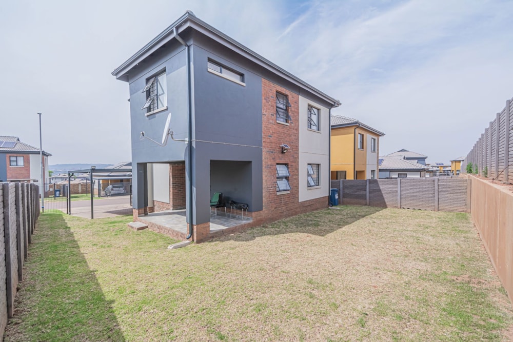 Security estate home for sale in Lotus Gardens - PT1686710