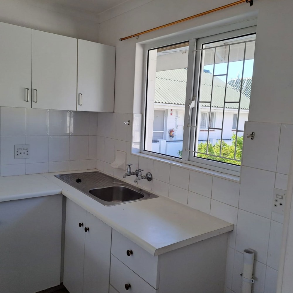 Apartment for sale in Scottburgh - 1si1633675 Apartment for sale in Scottburgh - 1si1633675