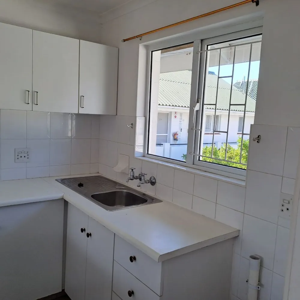 Apartment for sale in Scottburgh - 1si1633675 Apartment for sale in Scottburgh - 1si1633675
