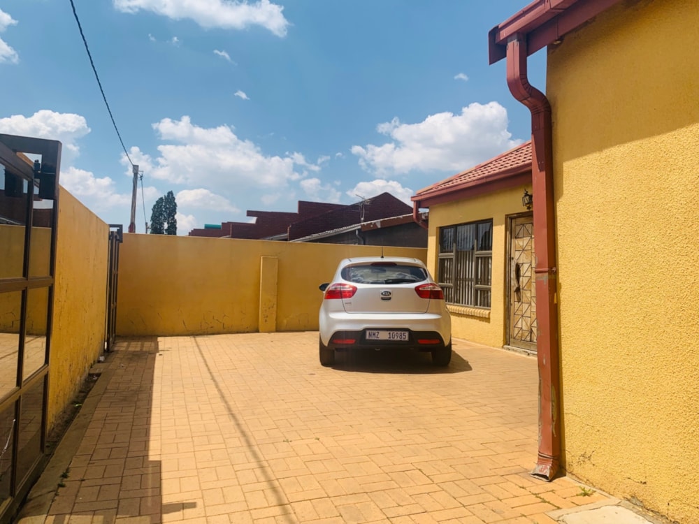 House for sale in Tsakane - 1BJ1633896