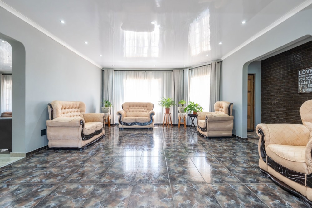 House sold in Everest Heights - 1ND1633970 House sold in Everest Heights - 1ND1633970