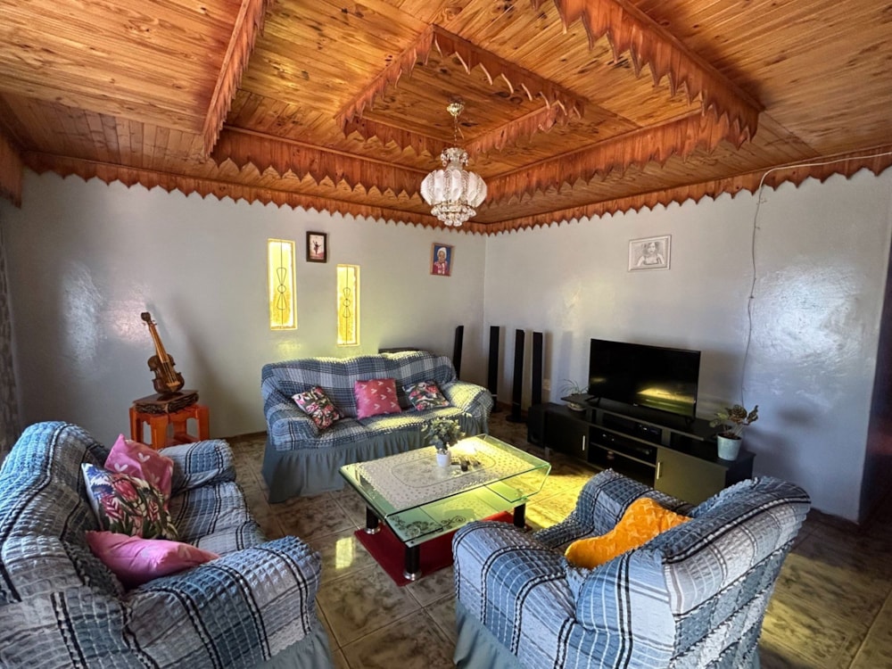 House for sale in Vergenoeg, Kimberley - 1KJ1633979