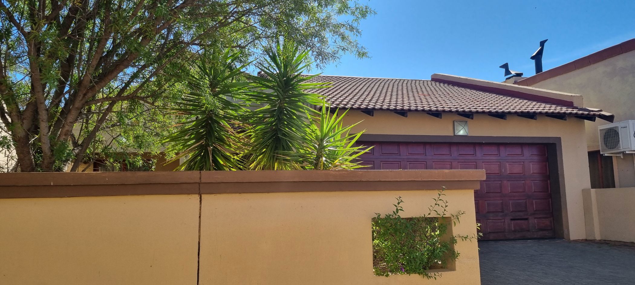 Townhouse for sale in Hillcrest, Kimberley - 1KJ1712124