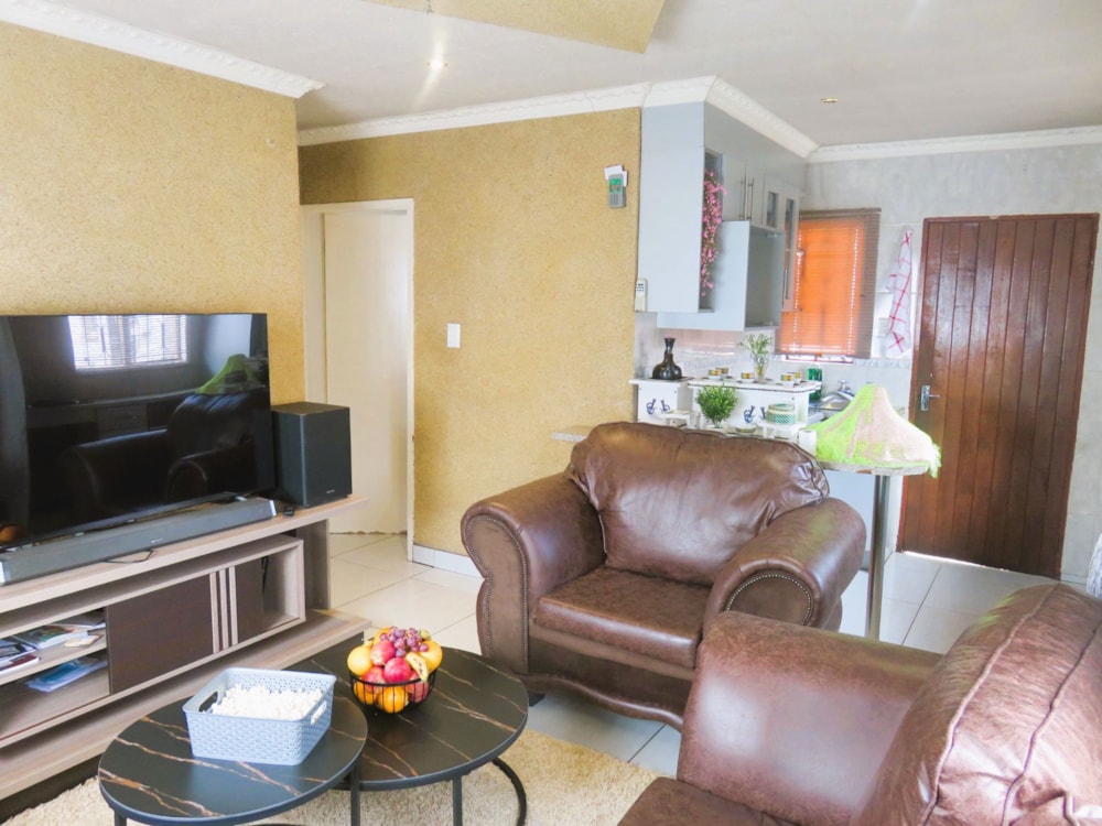 Townhouse for sale in Clayville - KTP1634509