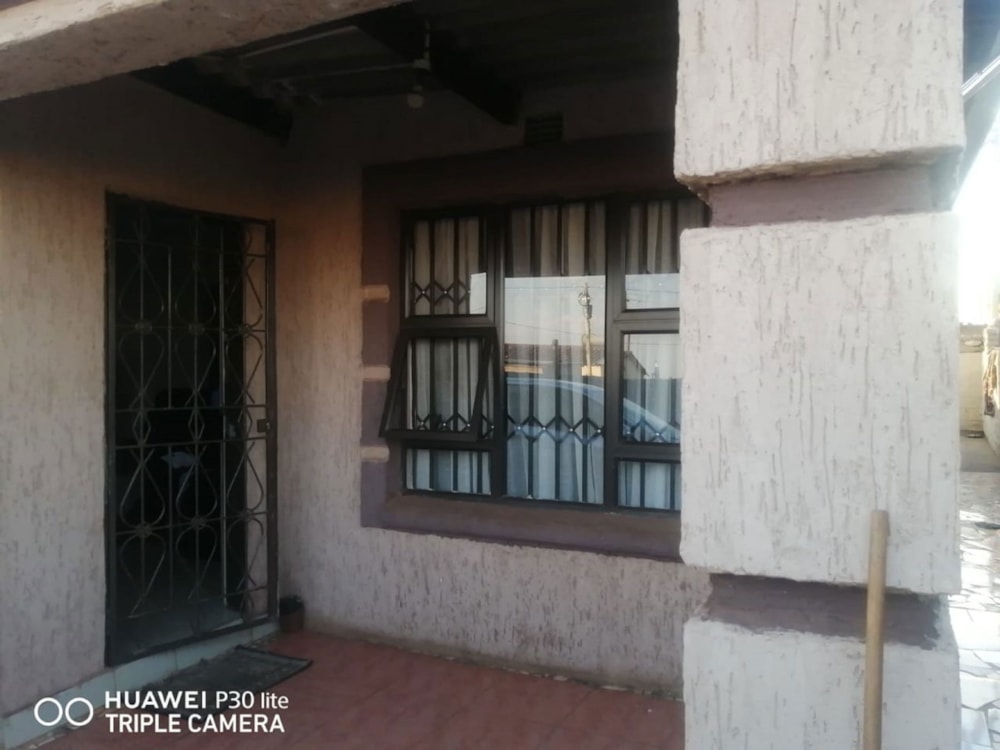 House for sale in Duduza - 1SP1634578 House for sale in Duduza - 1SP1634578